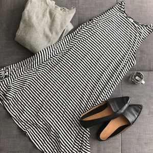 Sleeveless Striped Swing Dress